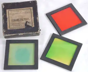 Ecrans Filtres pour la Photographie des Couleurs