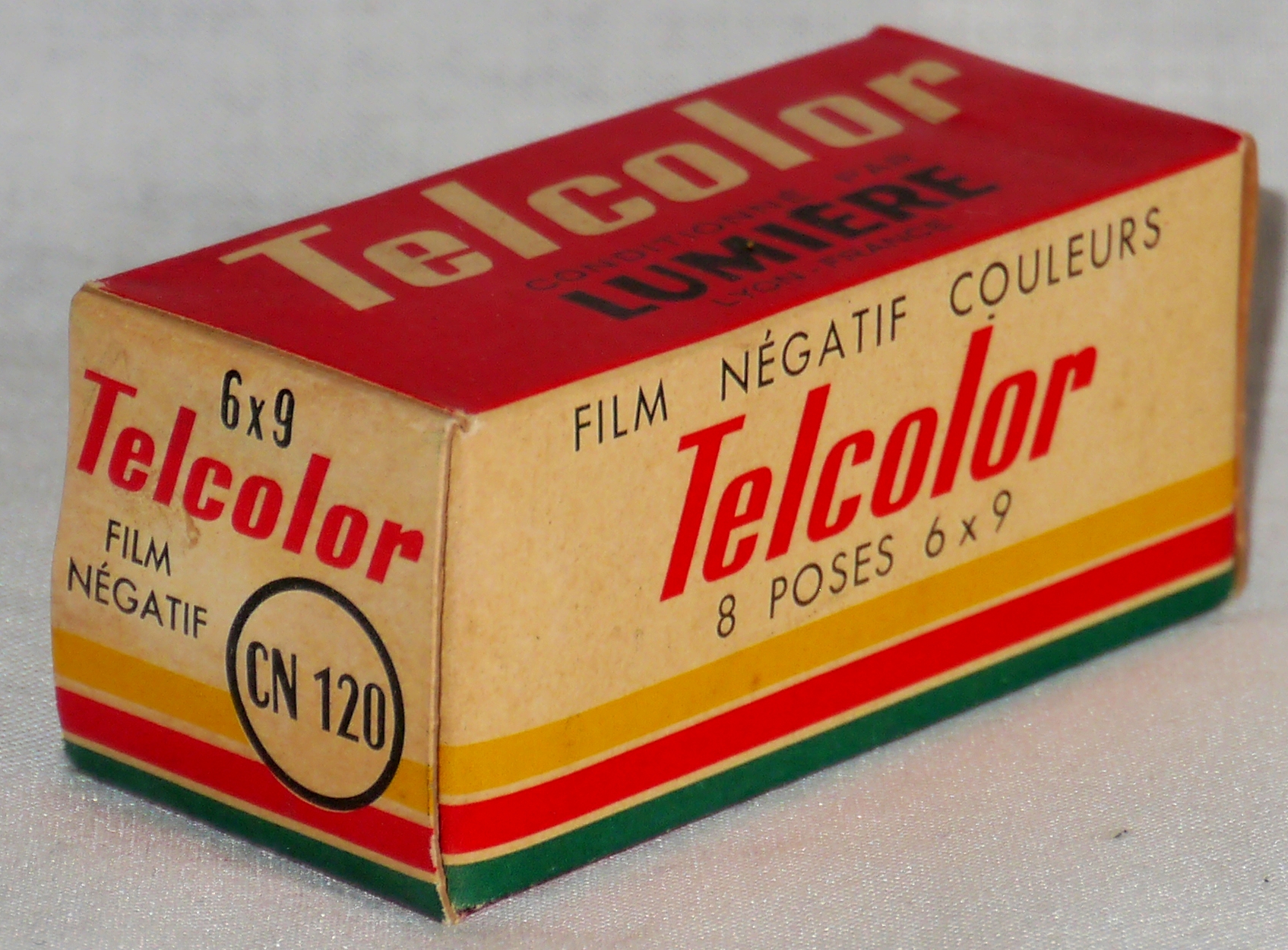 Telcolor CN120 - format 6x9 cm - 8 poses - expire en octobre 1958