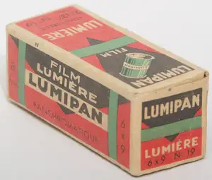 Lumipan n°19 - format 6x9 cm