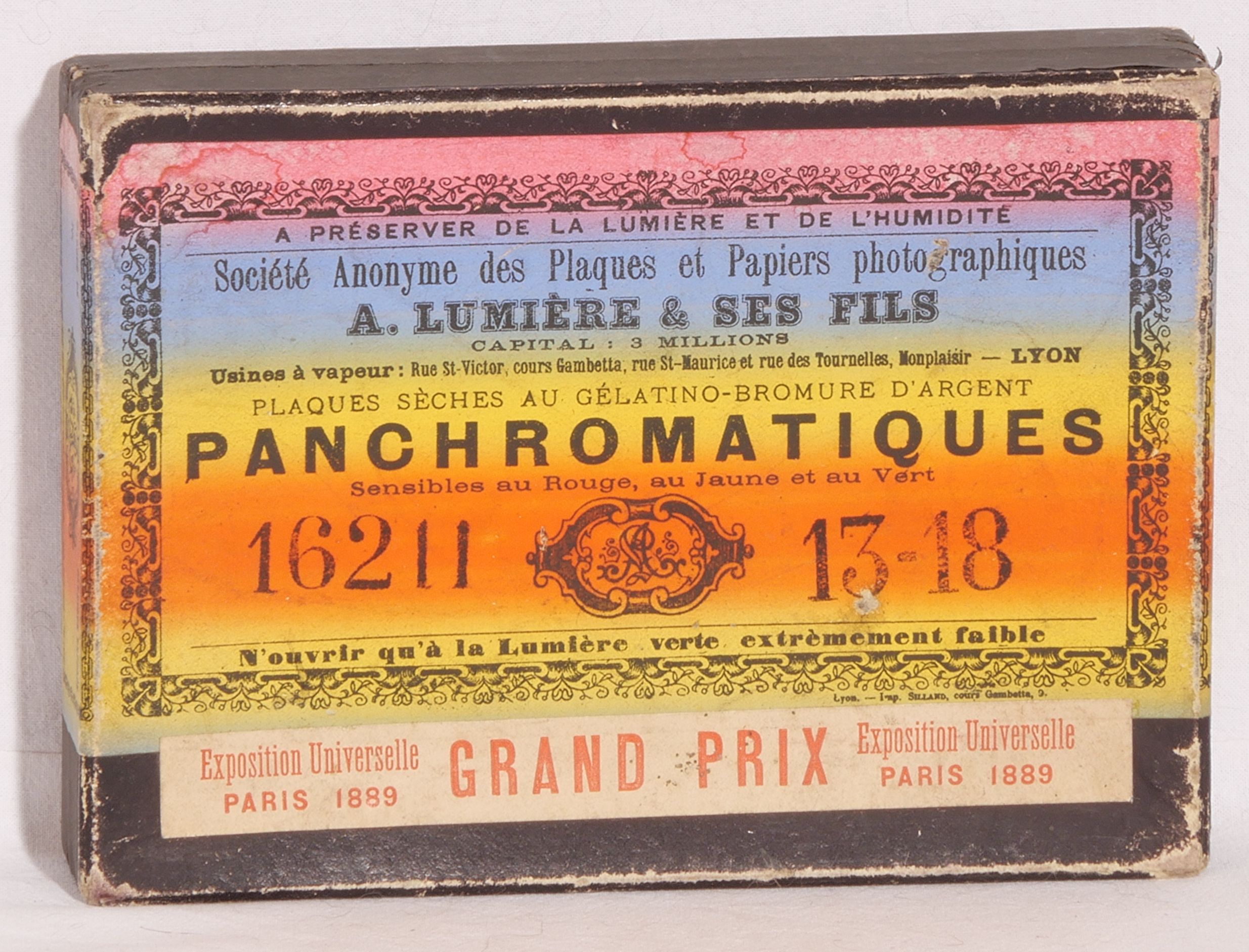 SA Plaques et Papiers Photo A Lumière et ses Fils - Panchromatiques 13x18 cm