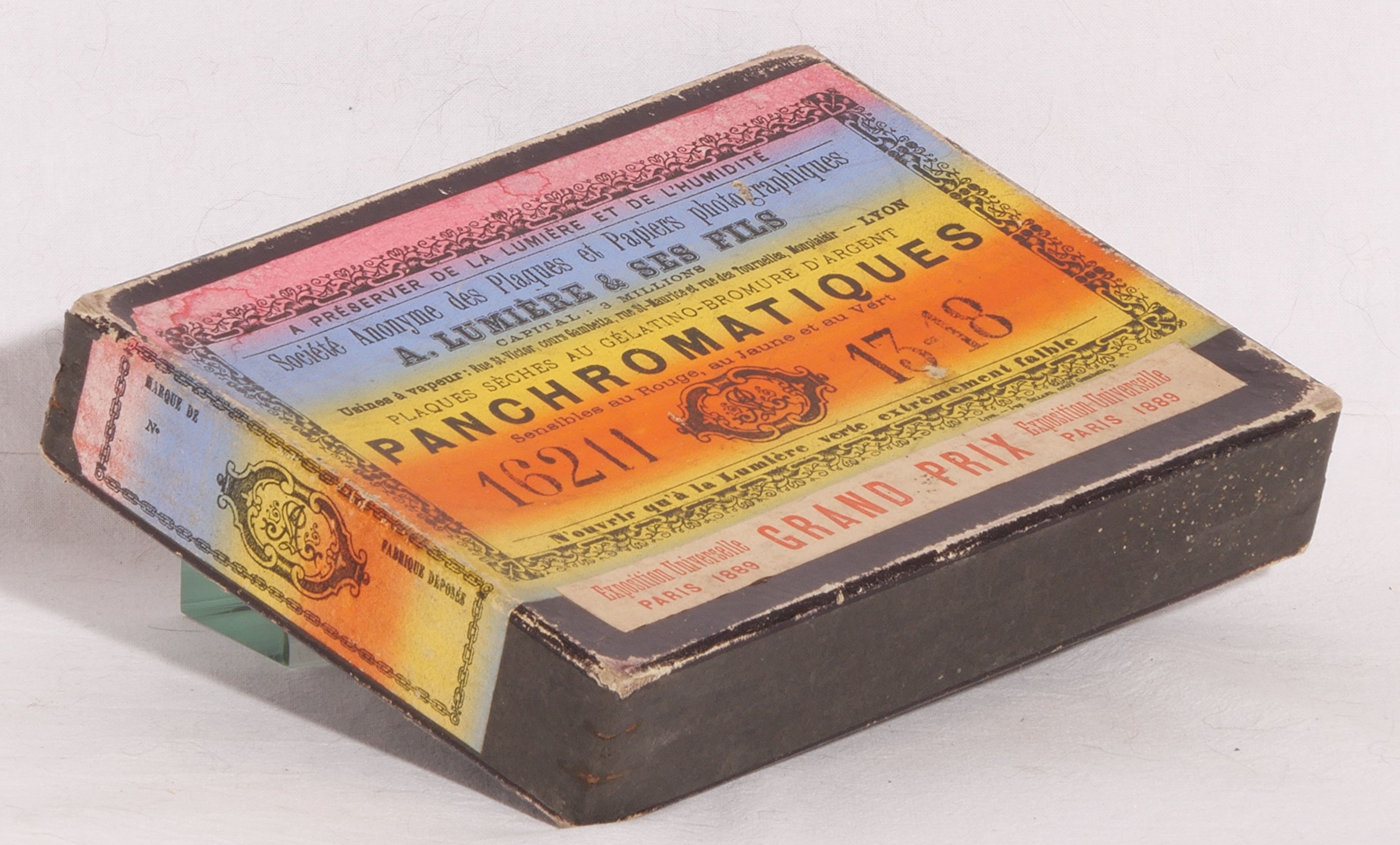 SA Plaques et Papiers Photo A Lumière et ses Fils - Panchromatiques 13x18 cm