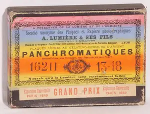 SA Plaques et Papiers Photo A Lumière et ses Fils - Panchromatiques 13x18 cm
