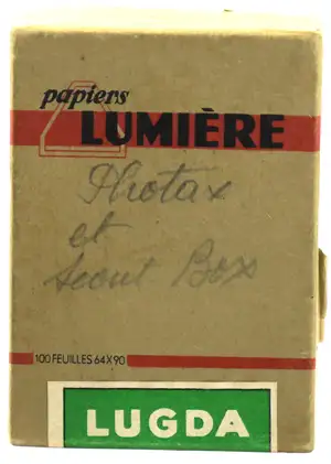 Sté Lumière - Lugda UV 11 papier dur brillant blanc - Boîte de 100 feuilles - 64x90 mm