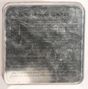 Tulle gras - Boîte de 30 compresses 30x30 cm - dos