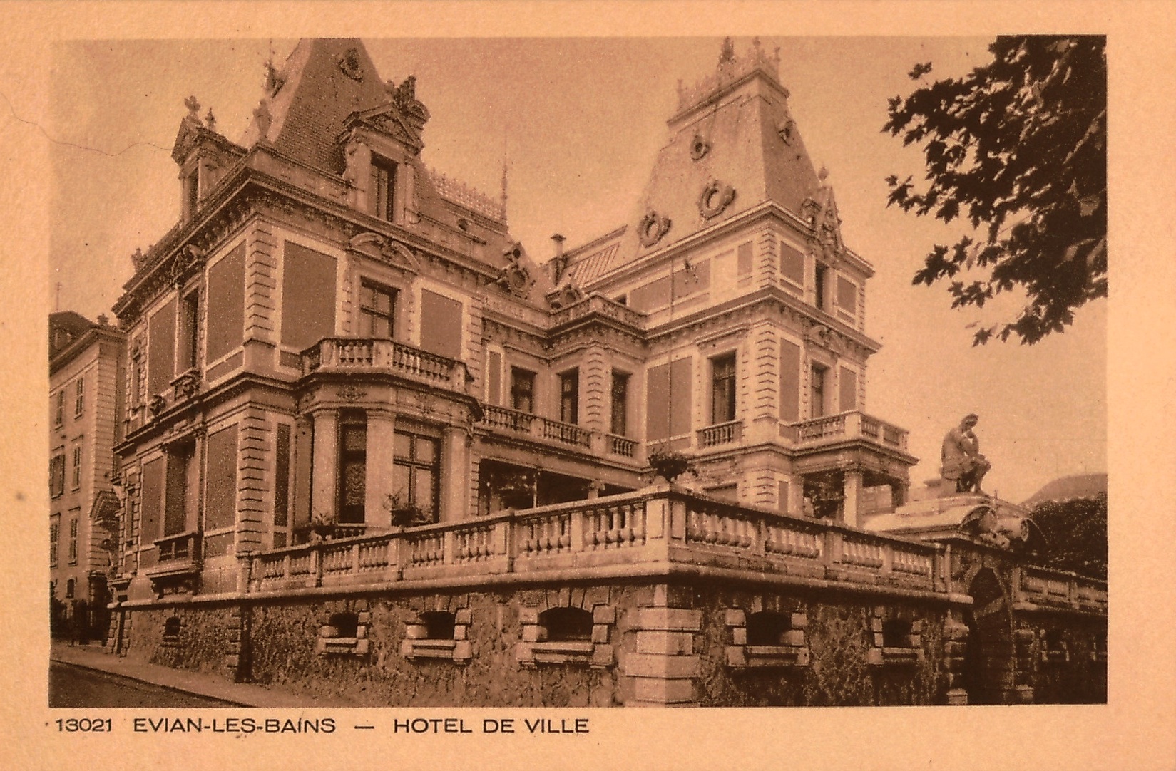 Evian les Bains l'Hôtel de Ville