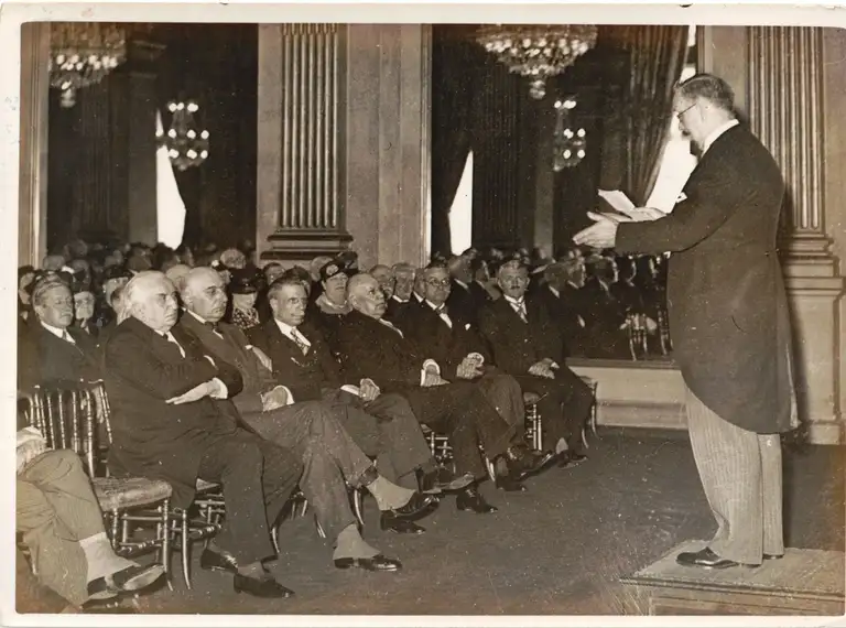Photo de Louis Lumière lors de la remise de médaille - 1933